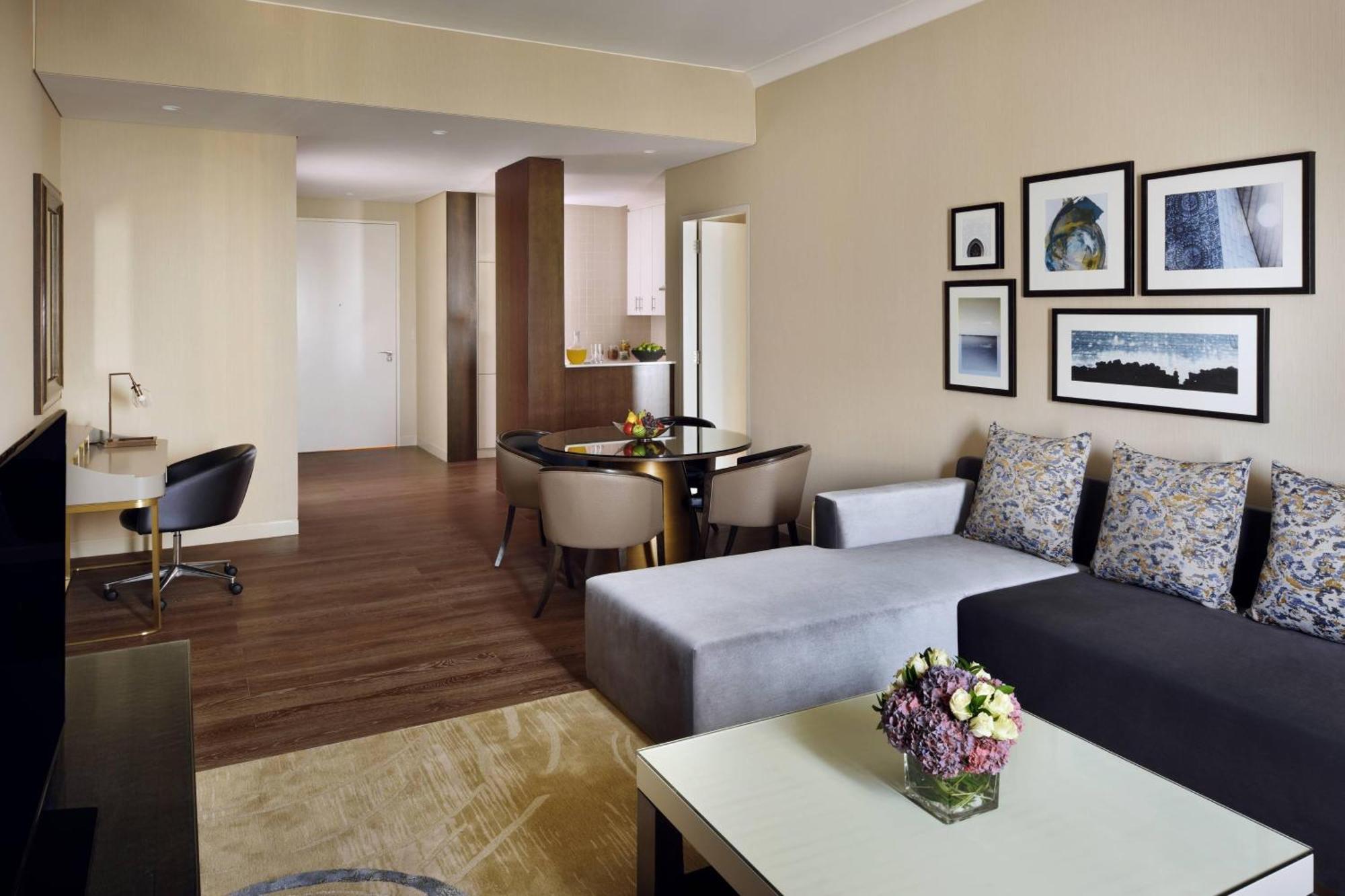 Marriott Executive Apartments Downtown, Abu Dhabi Ngoại thất bức ảnh