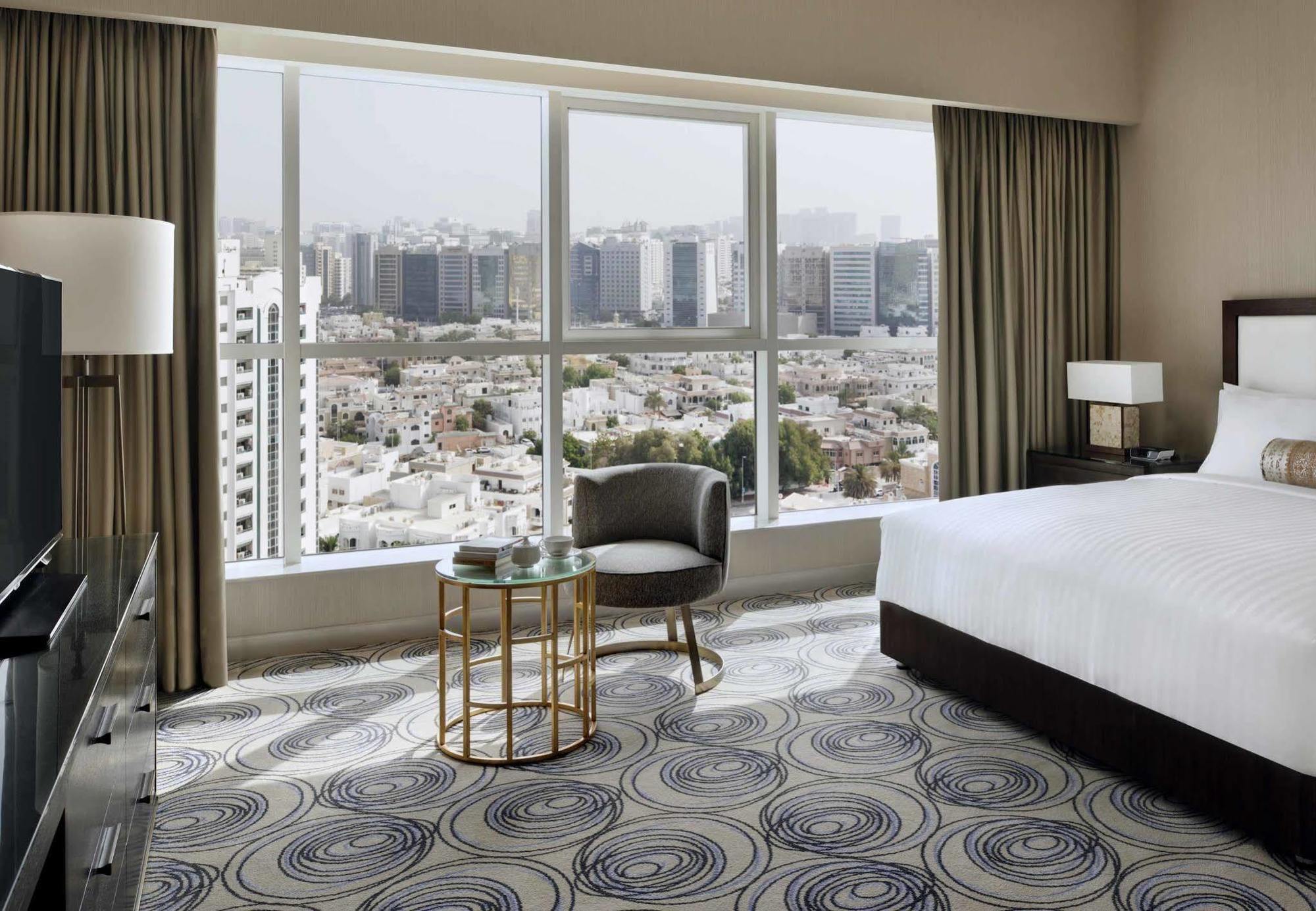 Marriott Executive Apartments Downtown, Abu Dhabi Ngoại thất bức ảnh